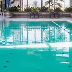 Circle On Cavill 25Th Floor With Ocean Views - Coasthm